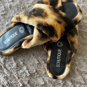 New Slipper sandals